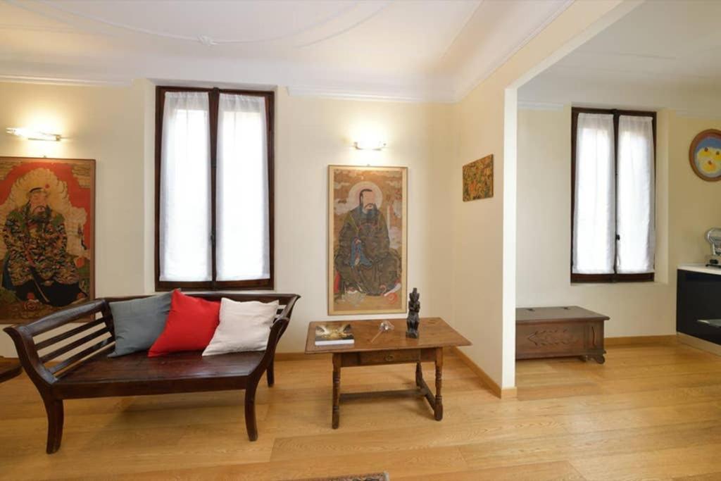 C-Rooms, Residenza Correggio 帕爾馬 外观 照片
